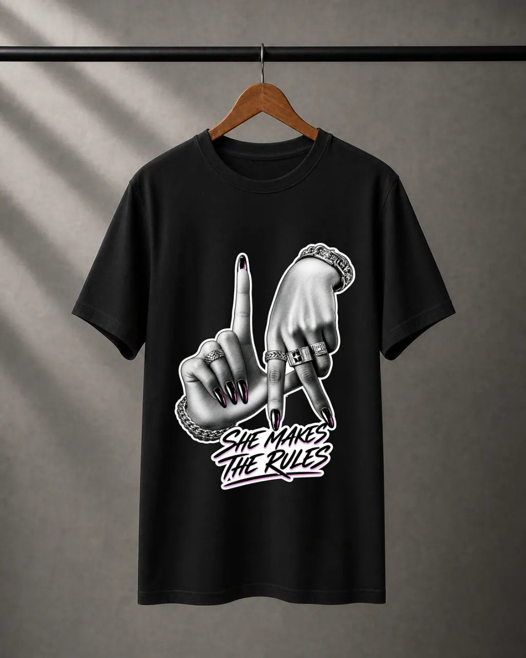 T-shirt Oversize « She Makes the Rules »